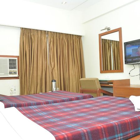 Hotel Pavani Residency Nellore Exteriör bild